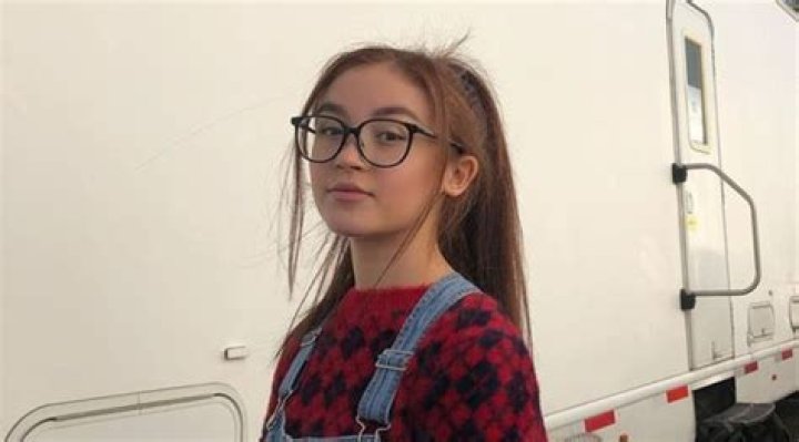 Anna Cathcart Wiki, Age, Net Worth, Boyfriend, Family, Biography & More