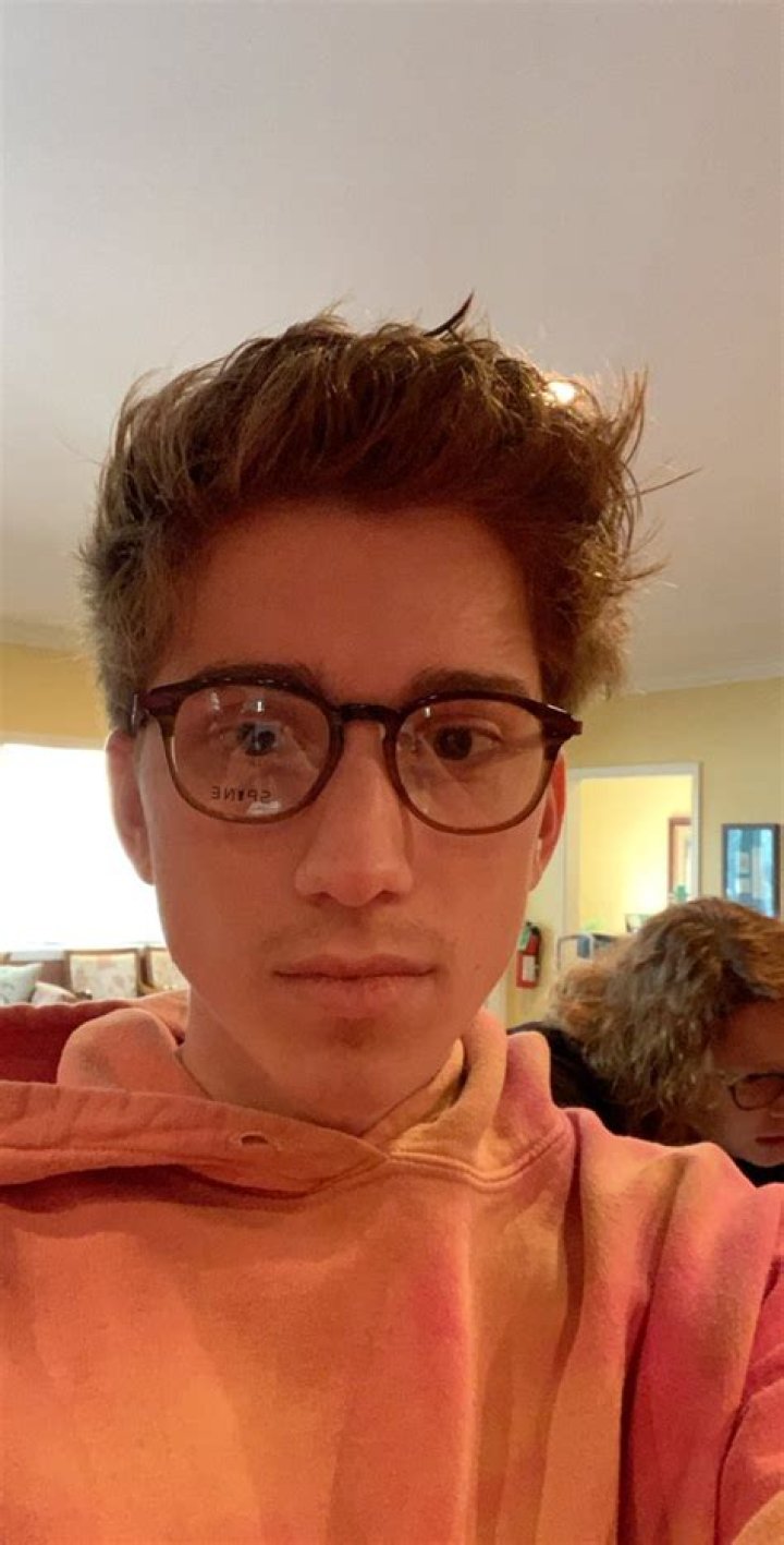 Clint Stevens Age | Wiki, Net worth, Bio, Height, Girlfriend