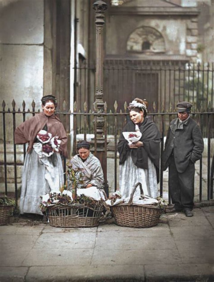 43 Colorized Photos Of London During The Victorian Era