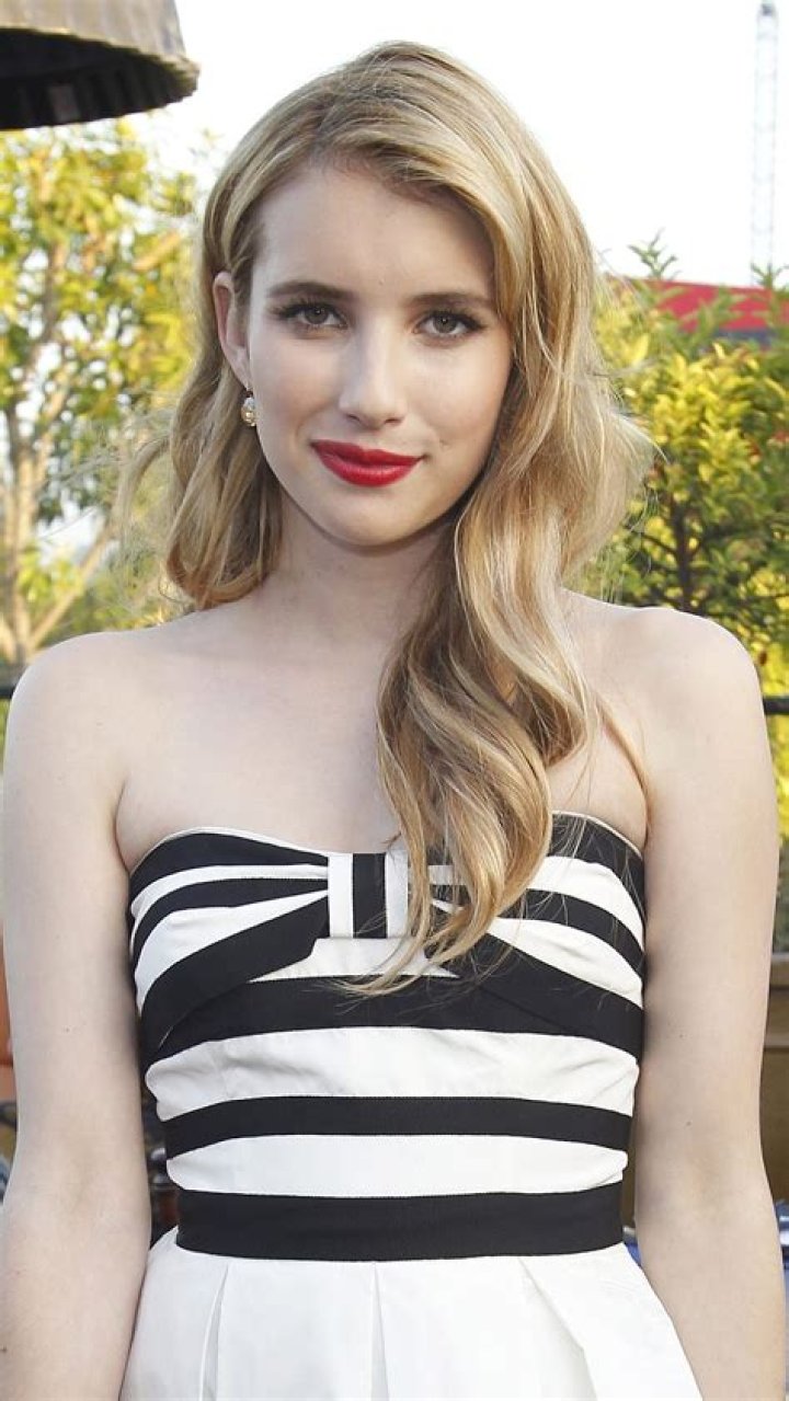 Emma Roberts – Celebsgraphy