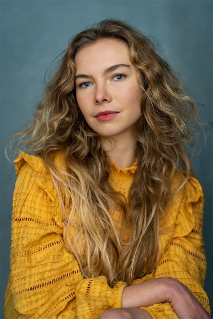 How tall is Gaia Mondadori