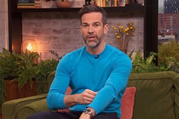 How tall is Gethin Jones