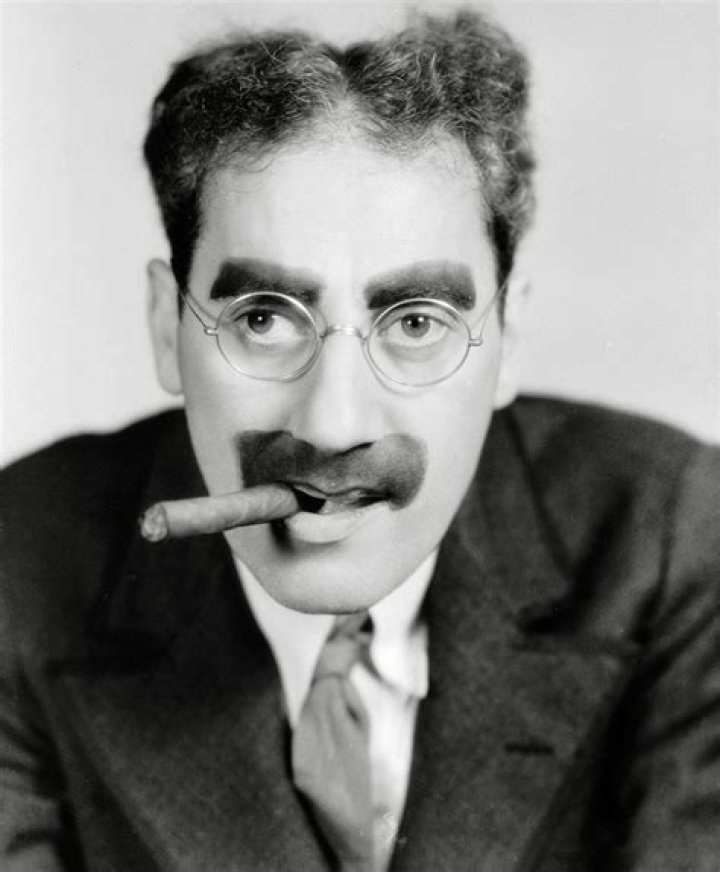 How tall is Groucho Marx