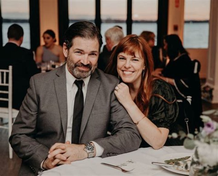 Is Amy Bruni married to a husband?Her net worth, wiki, age, bio. 2022