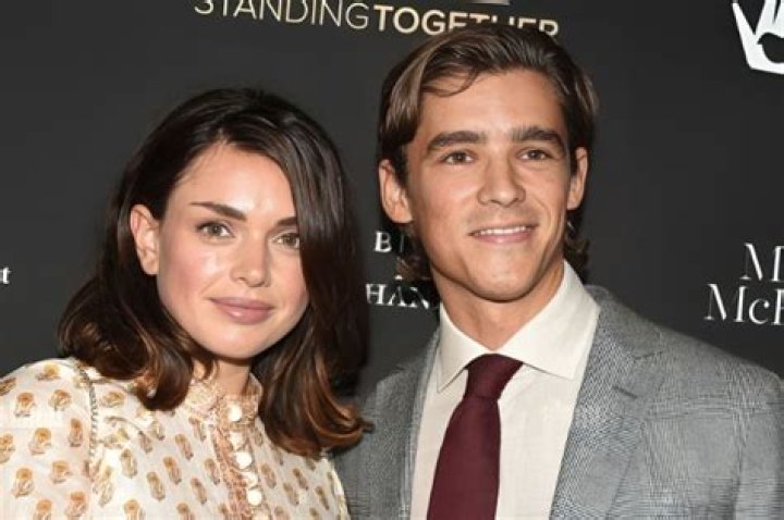 Is Brenton Thwaites Married? His Bio, Age, Wife, Height and Net worth