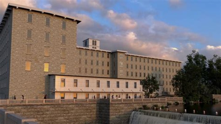 Is there a parking ban in West Warwick RI?