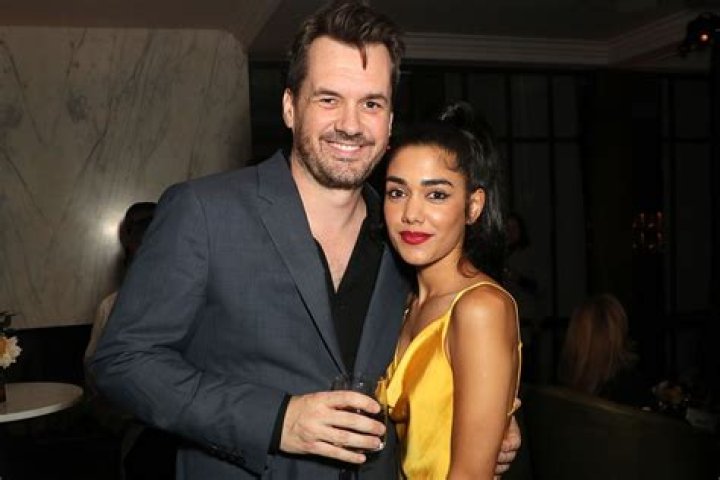 How tall is Jim Jefferies