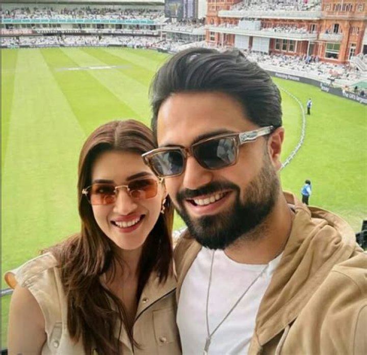 Kabir Bedi Net Worth, Age, Height, Wife