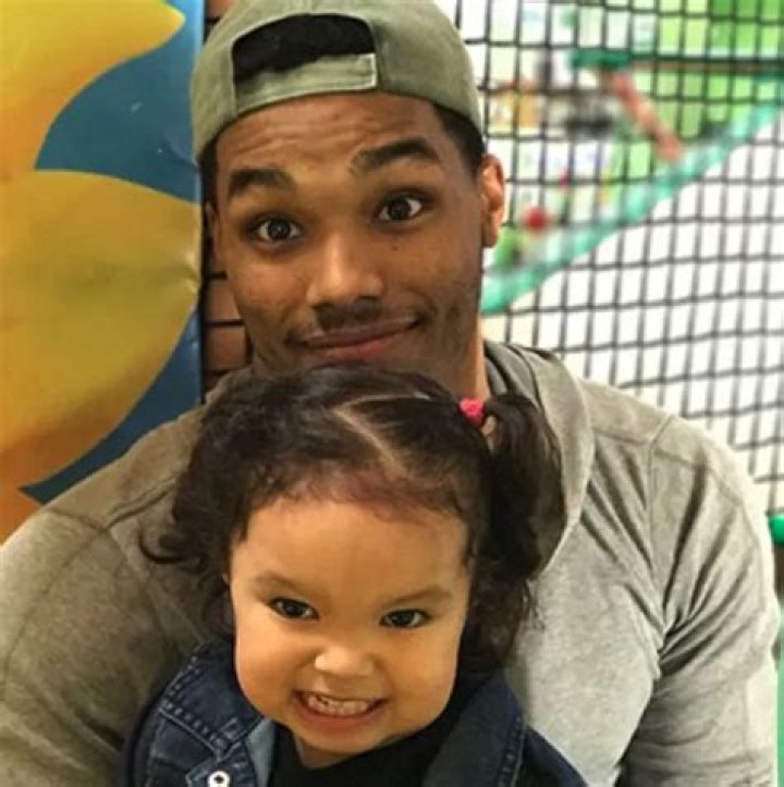 Kimiko Flynn – Celebsgraphy