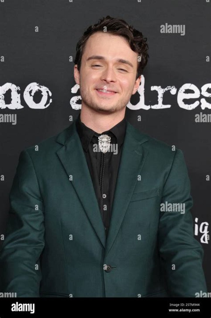 Lucas Jade Zuman – Celebsgraphy