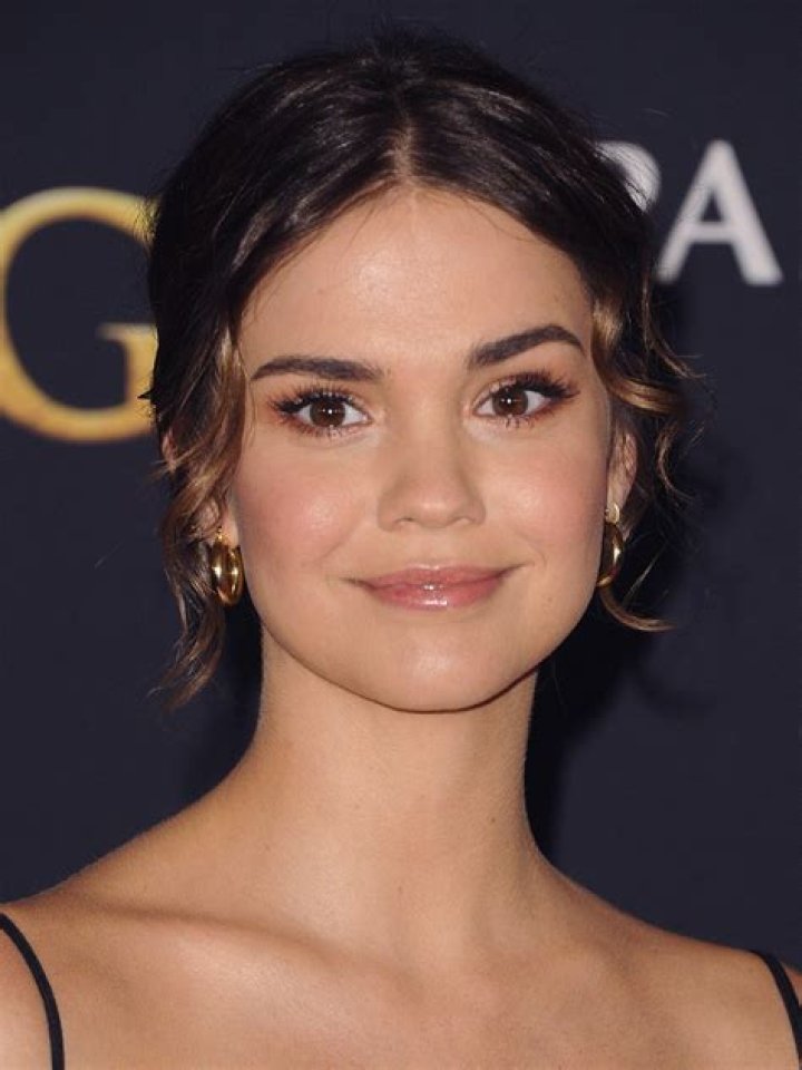 How tall is Maia Mitchell