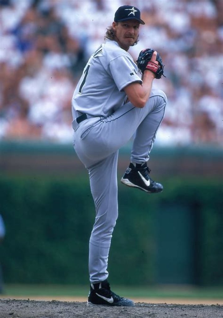 How tall is Randy Johnson