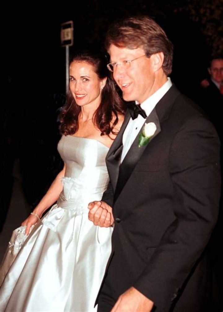 Rhett Hartzog – Celebsgraphy