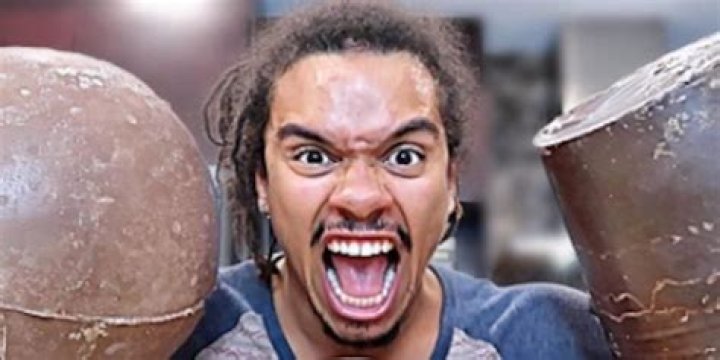 Roary Raynor Bio | Age, Wiki, Net worth, Height, Biography, Girllfriend|