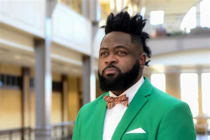 Savage Shawn – Celebsgraphy