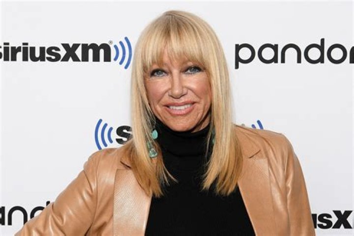 How tall was Suzanne Somers