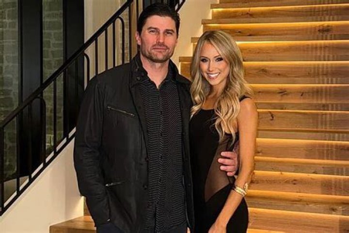 Tarek El Moussa Says He Hit ‘Rock Bottom’ Amid Christina Hall Divorce.