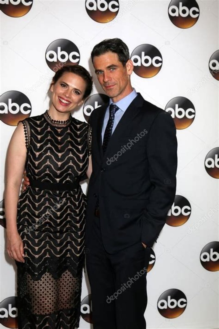 Unveiling The Matrimonial Status Of Eddie Cahill: Uncover The Truth