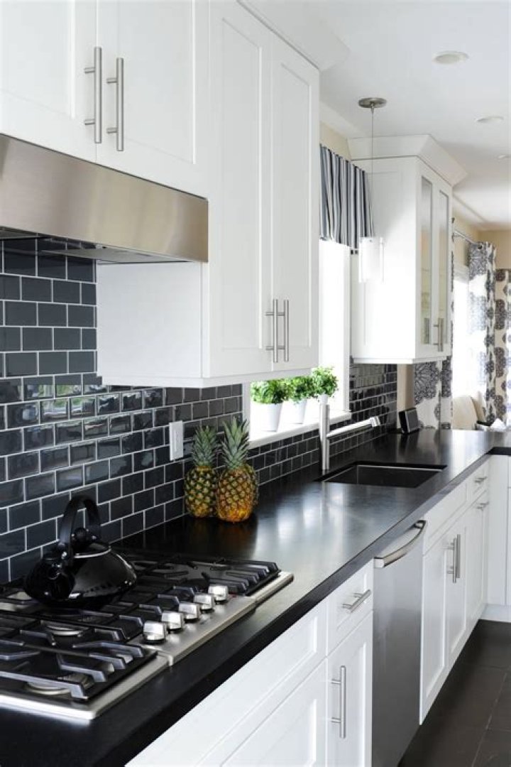 What color backsplash looks good with black granite?