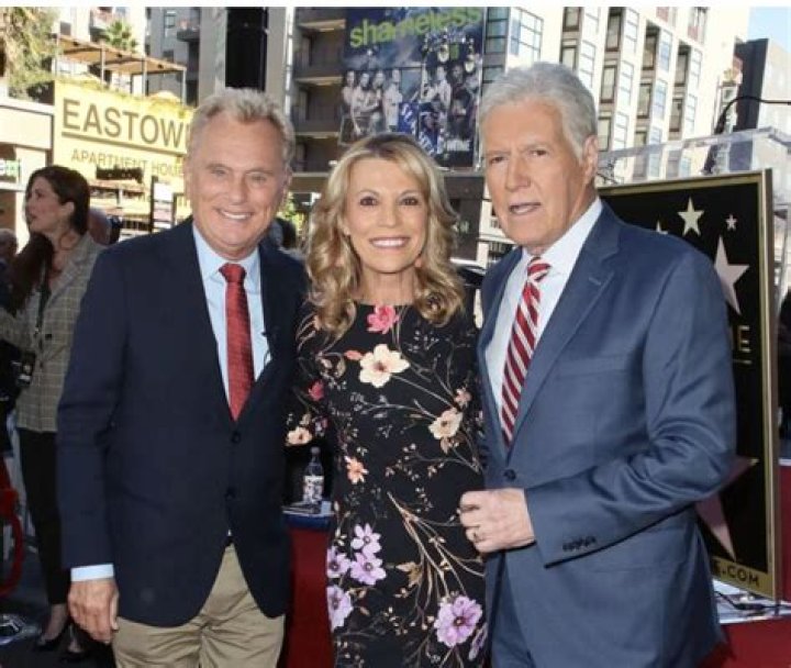 What is Vanna White’s Net Worth? – Celebsgraphy